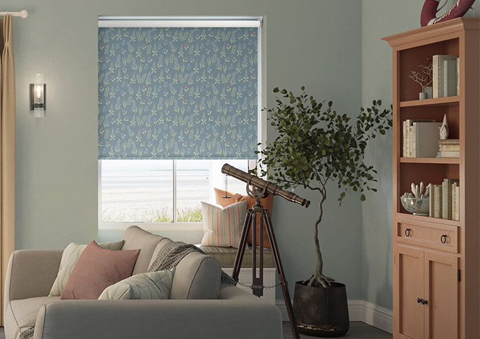 Woodland Phlox, Blue - Twist&Fit Roller Blind - Image 3